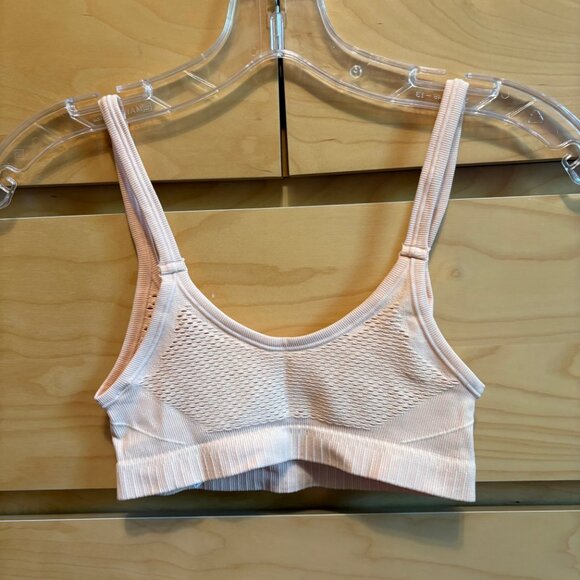 NWOT Out from Under Urban Outfitters Seamless Peach Ribbed Bralette, Size: XS-S - Picture 2 of 3